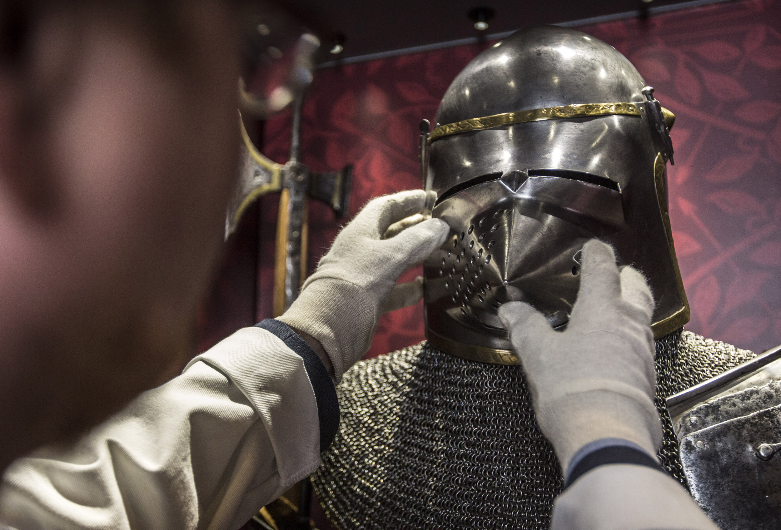 Royal Armouries Pig Face Bascinet and Curator